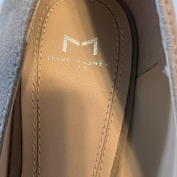 Lewisa Pointed Toe Pump - light neutral 
Marc Fisher LTD - Picture 3 of 6